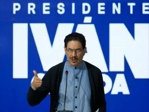 Iván Cepeda acepta los resultados electorales y anuncia que ejercerá una oposición democrática.